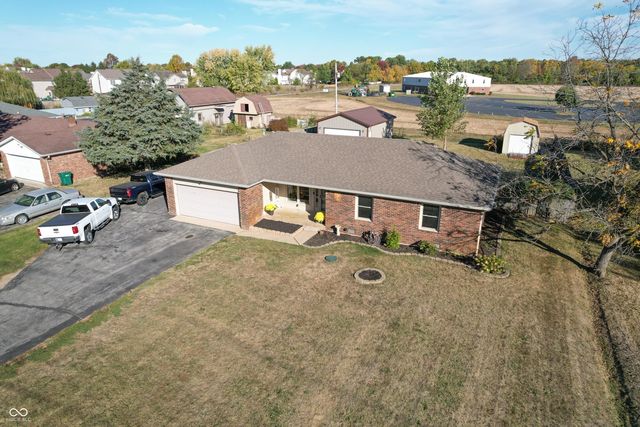 8802 E County Road 100 N, Avon, IN 46123