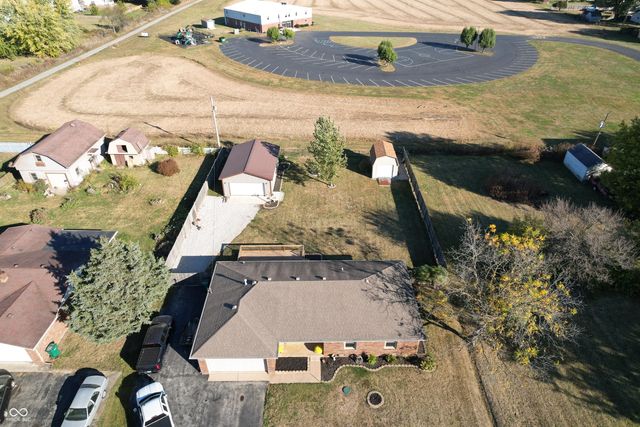 8802 E County Road 100 N, Avon, IN 46123
