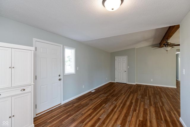 8802 E County Road 100 N, Avon, IN 46123