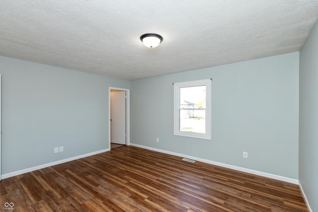 8802 E County Road 100 N, Avon, IN 46123