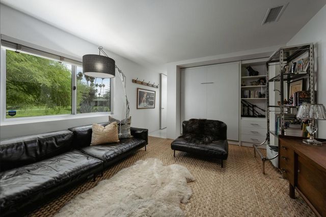 357 Westlake Terrace, Palm Springs, CA 92264
