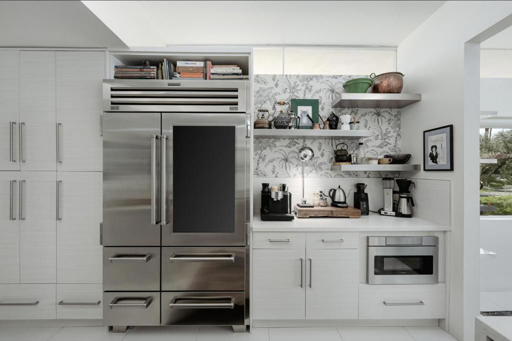 Image 10 of property listing at 357 Westlake Terrace, Palm Springs, CA 92264