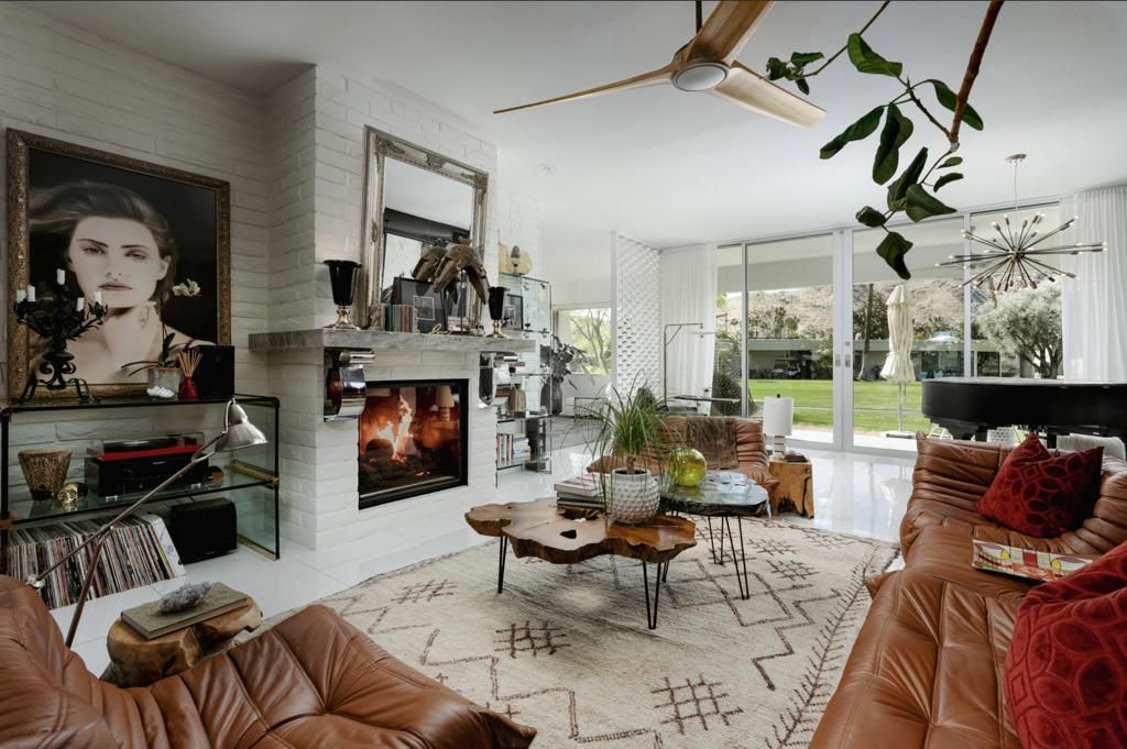 Image 3 of property listing at 357 Westlake Terrace, Palm Springs, CA 92264