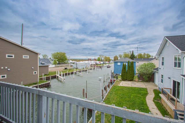 7886 Inglewood Drive, Clay Township, MI 48001
