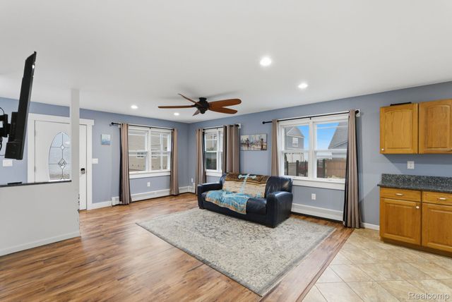 7886 Inglewood Drive, Clay Township, MI 48001