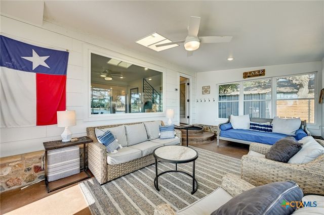 1644 Breezeway, Tow, TX 78672