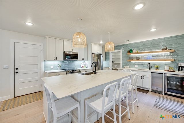 1644 Breezeway, Tow, TX 78672