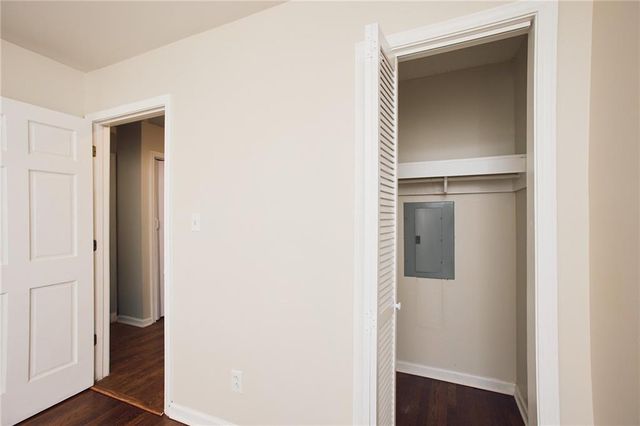 150 Hedges SE Street, Marietta, GA 30008