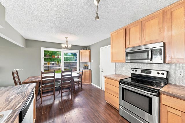5600 83rd Avenue N, Brooklyn Park, MN 55443