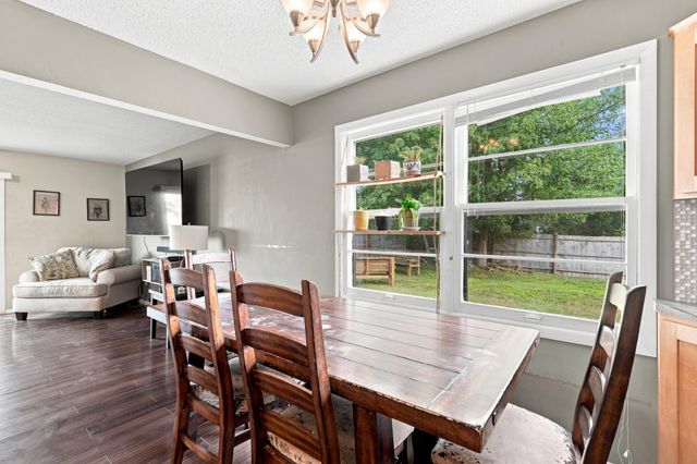 5600 83rd Avenue N, Brooklyn Park, MN 55443
