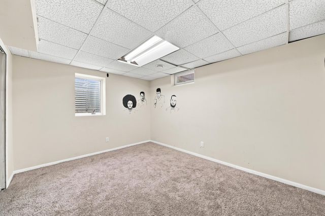 5600 83rd Avenue N, Brooklyn Park, MN 55443