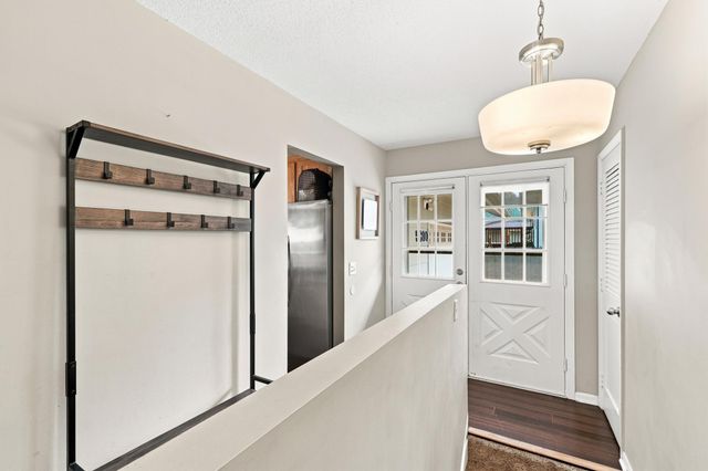 5600 83rd Avenue N, Brooklyn Park, MN 55443