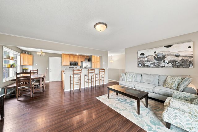 5600 83rd Avenue N, Brooklyn Park, MN 55443