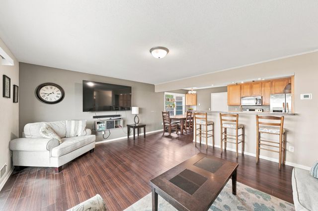 5600 83rd Avenue N, Brooklyn Park, MN 55443