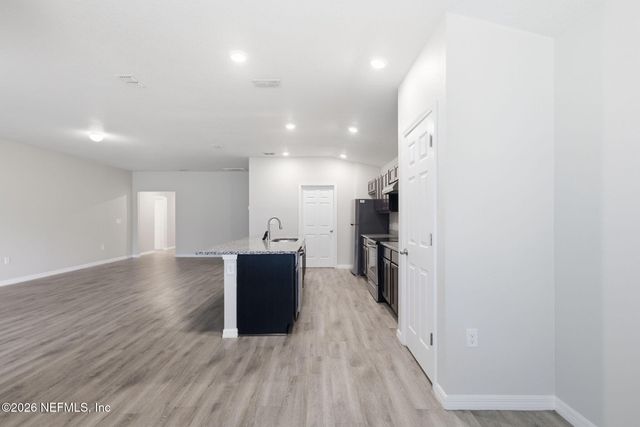 8700 KAYE Lane, Jacksonville, FL 32222