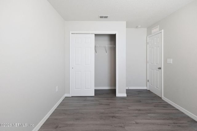 8700 KAYE Lane, Jacksonville, FL 32222