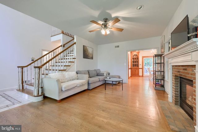 5800 BOSSLER RD, Elizabethtown, PA 17022