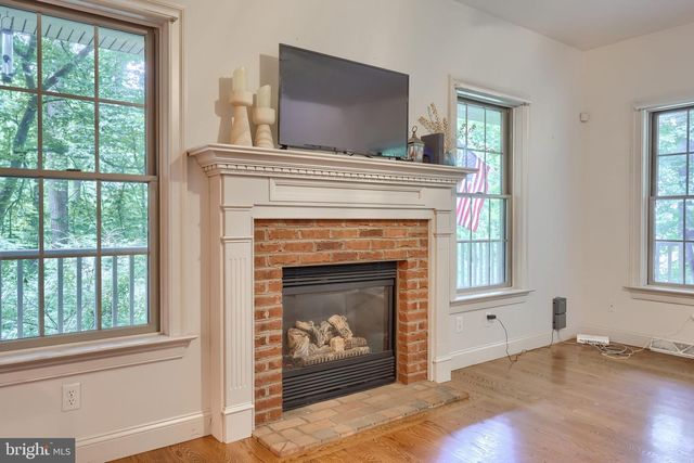 5800 BOSSLER RD, Elizabethtown, PA 17022