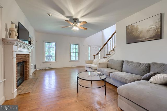 5800 BOSSLER RD, Elizabethtown, PA 17022
