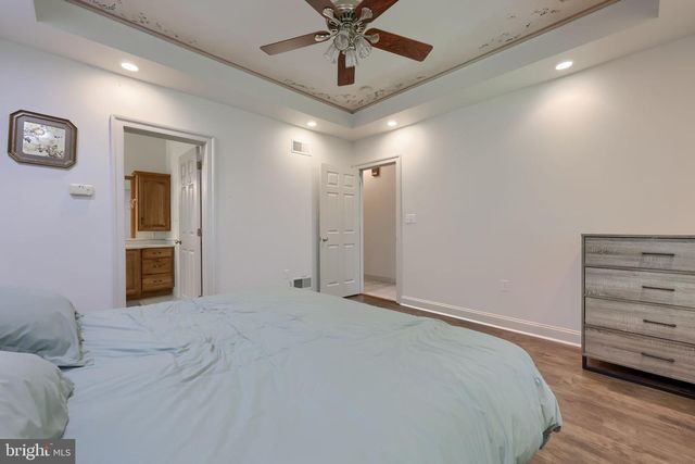 5800 BOSSLER RD, Elizabethtown, PA 17022