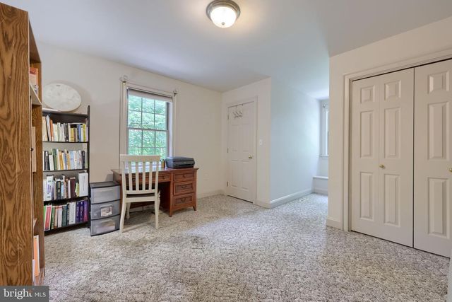 5800 BOSSLER RD, Elizabethtown, PA 17022