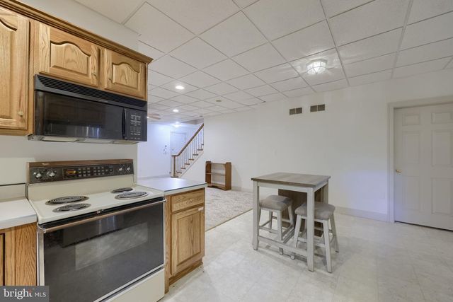 5800 BOSSLER RD, Elizabethtown, PA 17022