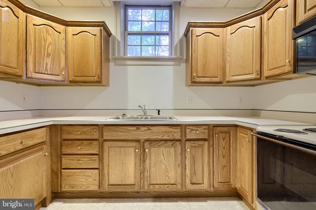 5800 BOSSLER RD, Elizabethtown, PA 17022