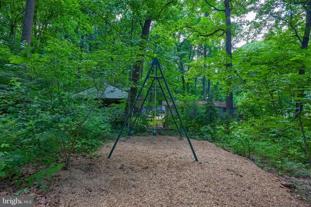 5800 BOSSLER RD, Elizabethtown, PA 17022