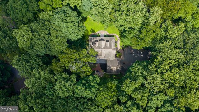 5800 BOSSLER RD, Elizabethtown, PA 17022