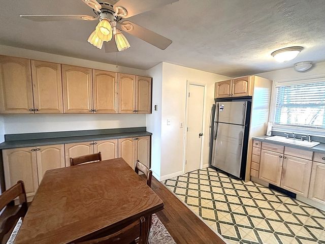 462 Nahatan St C5, Norwood, MA 02062