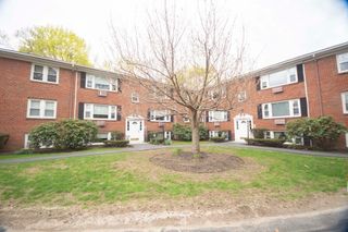 462 Nahatan St C5, Norwood, MA 02062