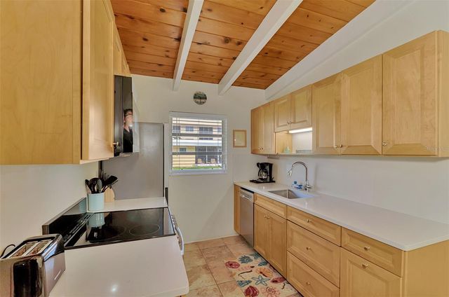 6006 MIDNIGHT PASS ROAD 60, Sarasota, FL 34242