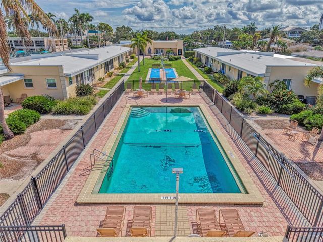 6006 MIDNIGHT PASS ROAD 60, Sarasota, FL 34242