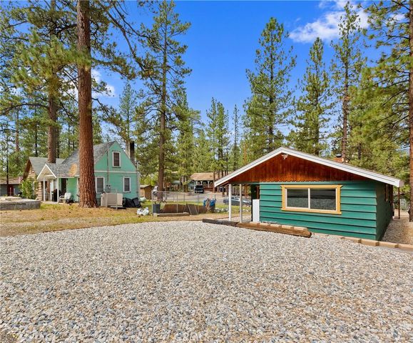428 W Aeroplane, Big Bear City, CA 92314