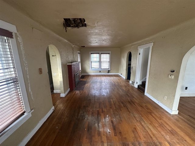 63 Maple Grove Avenue, Battle Creek, MI 49017