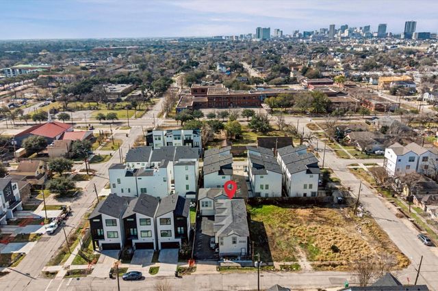 2714 Anita Street, Houston, TX 77004