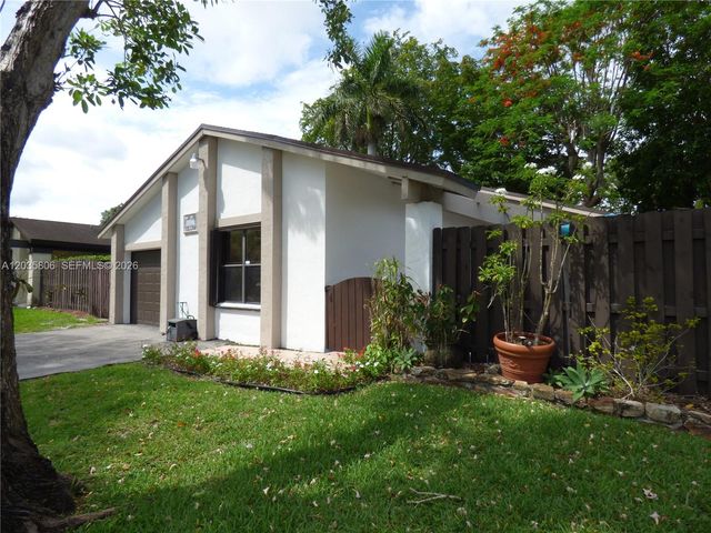 10857 SW 132nd Cir Ct 0, Miami, FL 33186