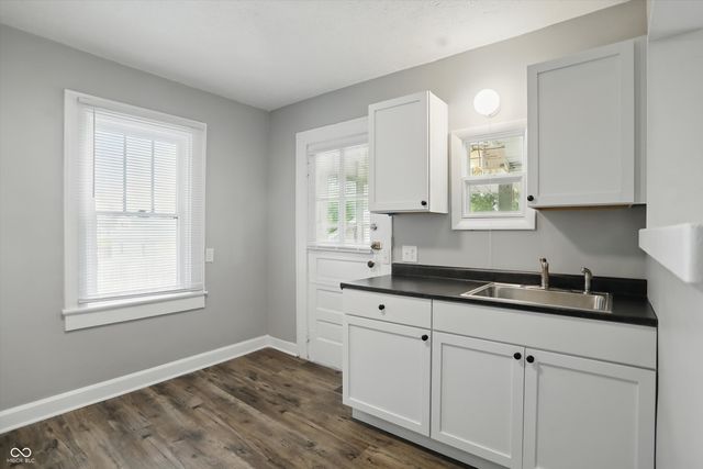 1915 Albany Street, Beech Grove, IN 46107