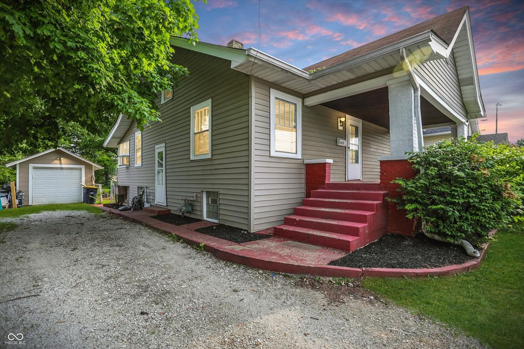 1915 Albany Street, Beech Grove, IN 46107