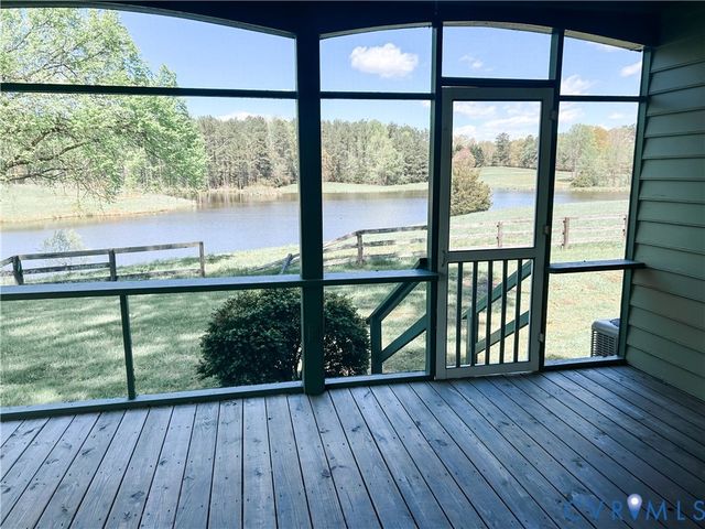 1346 Hockett Rd, Manakin Sabot, VA 23103