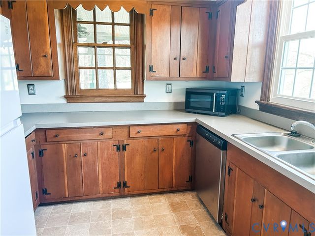 1346 Hockett Rd, Manakin Sabot, VA 23103