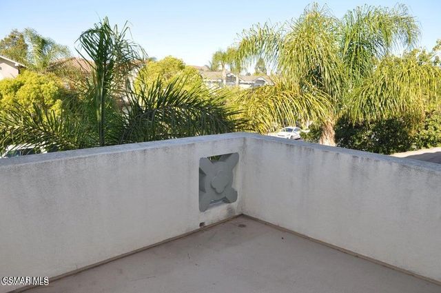 1596 Blue Canyon Street, Newbury Park, CA 91320