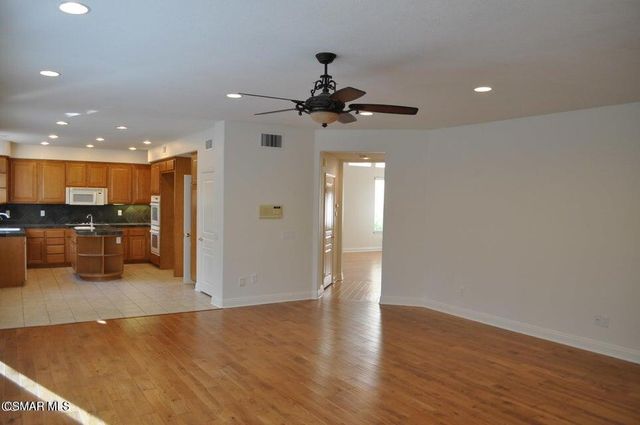 1596 Blue Canyon Street, Newbury Park, CA 91320