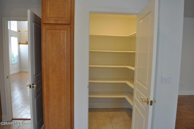 1596 Blue Canyon Street, Newbury Park, CA 91320