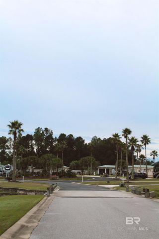 12211 Gateway Drive, Elberta, AL 36530