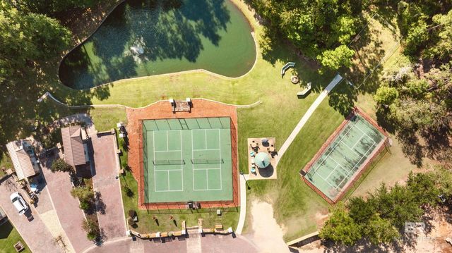 12211 Gateway Drive, Elberta, AL 36530