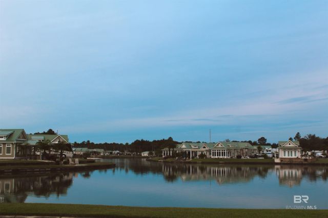 12211 Gateway Drive, Elberta, AL 36530