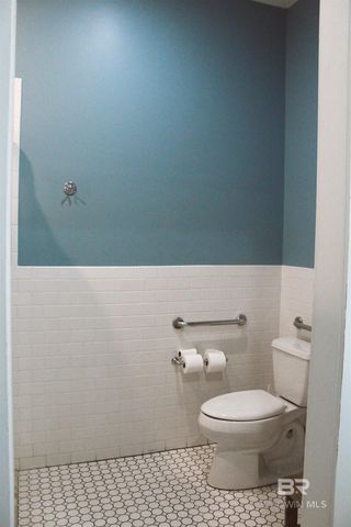 12211 Gateway Drive, Elberta, AL 36530