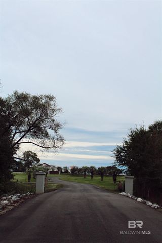 12211 Gateway Drive, Elberta, AL 36530