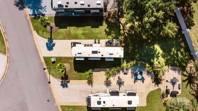 12211 Gateway Drive, Elberta, AL 36530